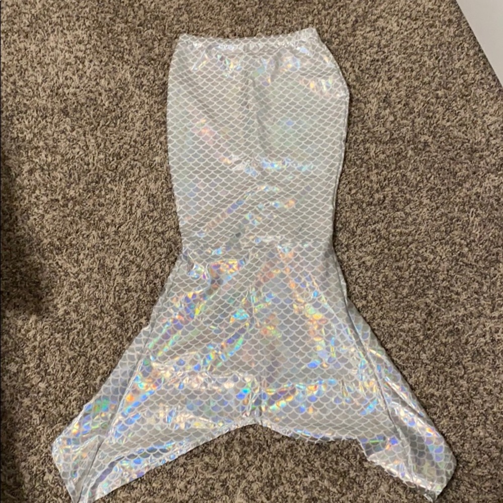 Justice SZ lrg girls mermaid silver swim coverup.